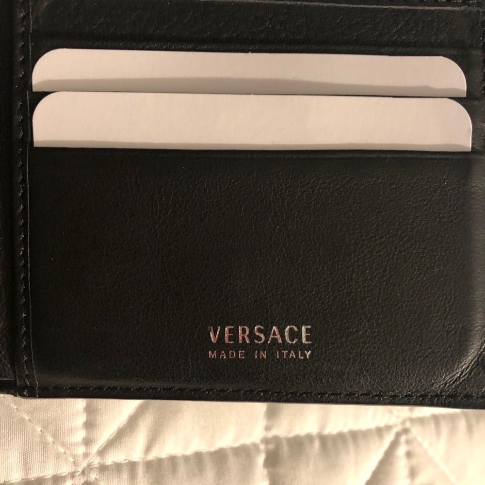 Versace Wallet - Picture 3 of 7